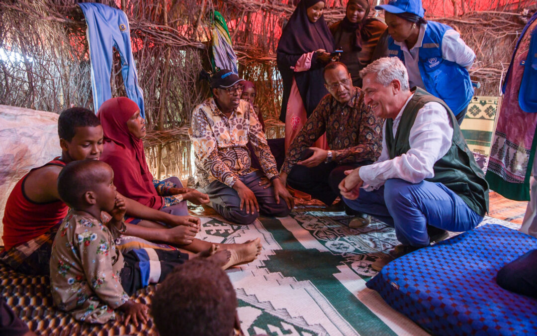 How can we help refugees affected by crises around the world?